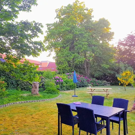 Guest house 5 Minute Walk To Lego House-2 Bedrooms With Balcony Garden View.loft Floor