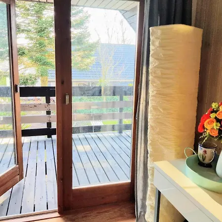 5 Minute Walk To Lego House-2 Bedrooms With Balcony Garden View.loft Floor * Billund