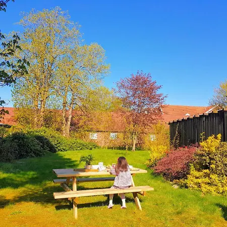 5 Minute Walk To Lego House-2 Bedrooms With Balcony Garden View.loft Floor *